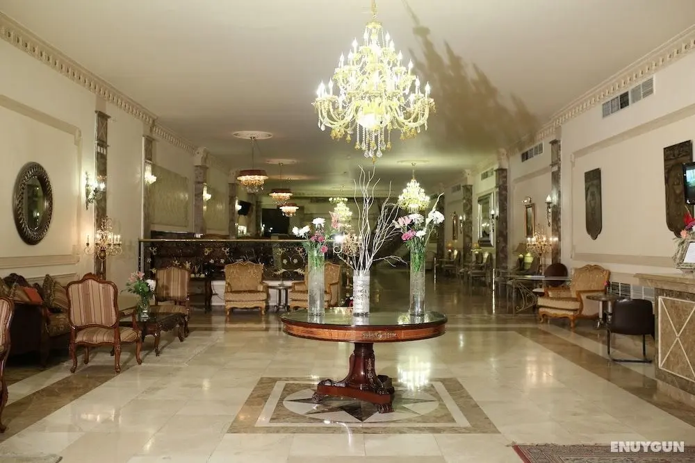 Paradise Inn Beach Resort - Lobi