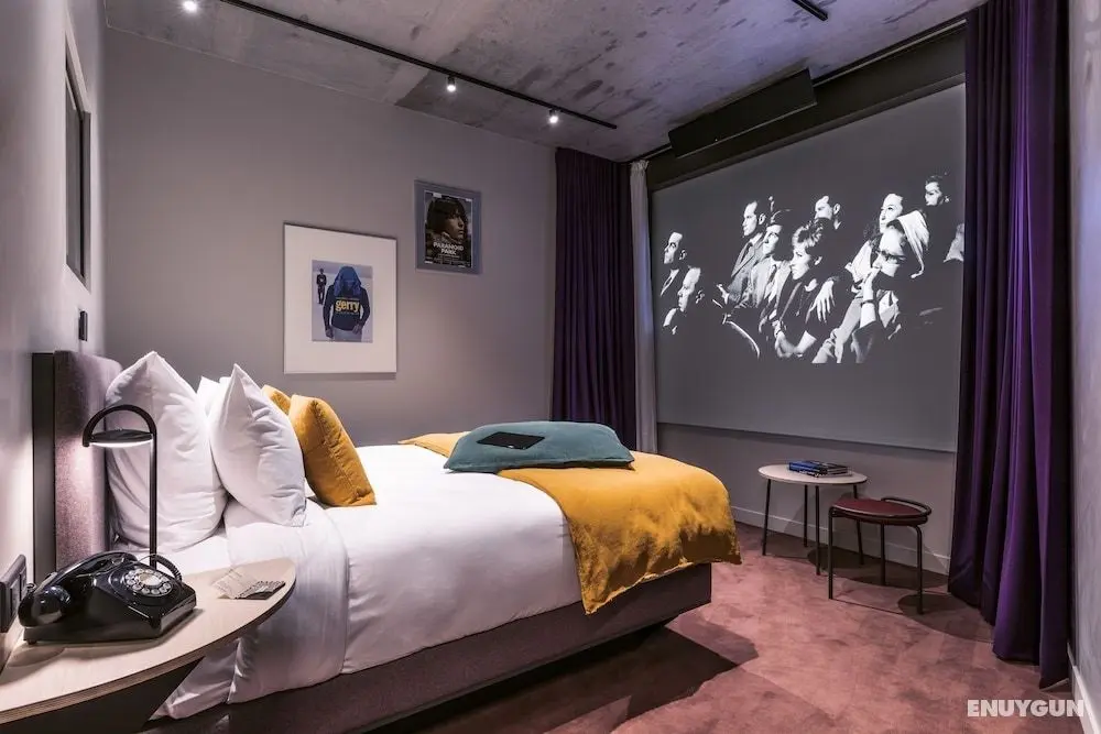 Hotel Paradiso - Öne Çıkan Resim