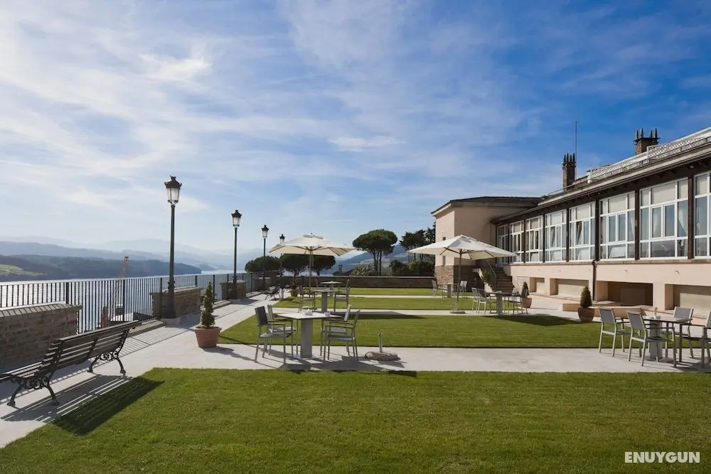 Parador De Ribadeo Lugo - Dış Mekanlar