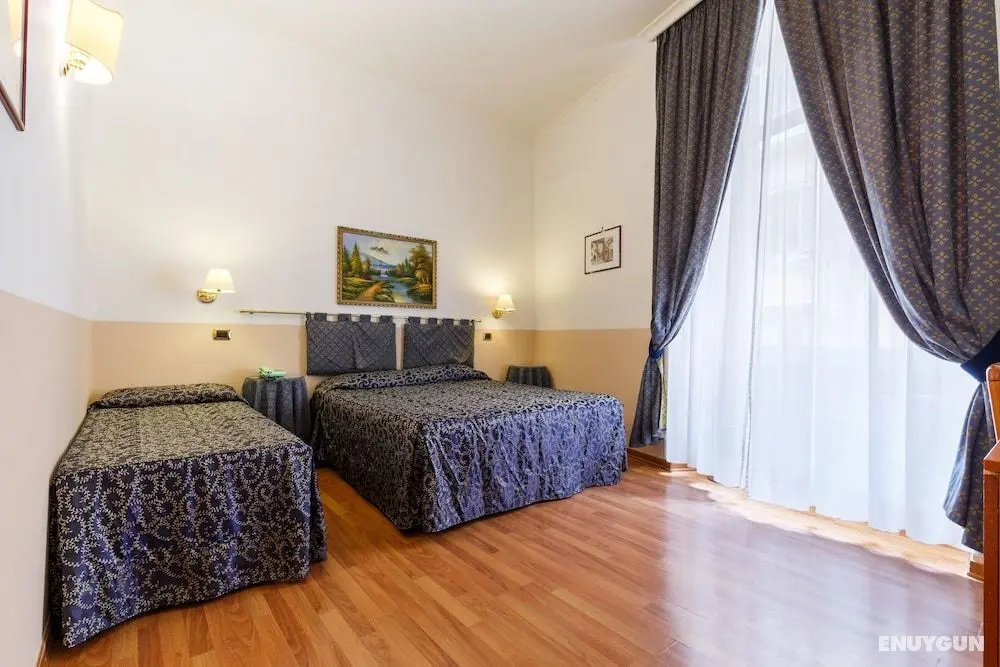 Hotel Paris - Öne Çıkan Resim
