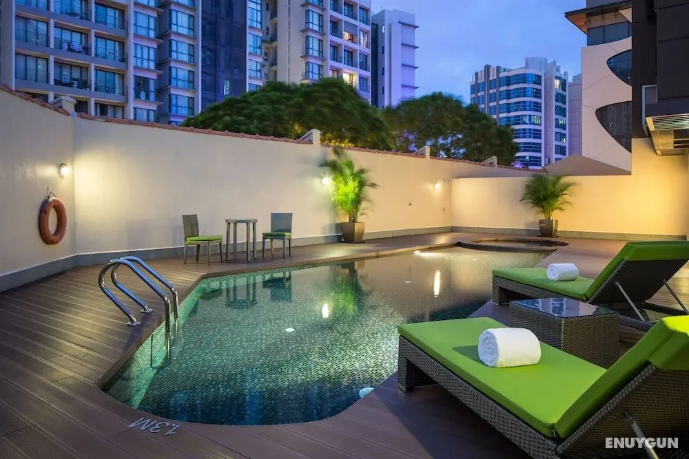 Park Avenue Robertson (SG Clean) - Havuz