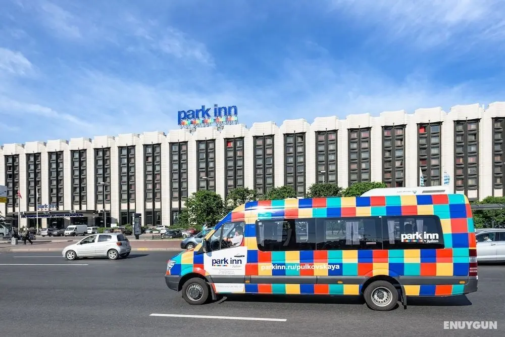 Park Inn by Radisson Pulkovskaya Hotel & Conference Centre St Petersburg - Dış Mekan