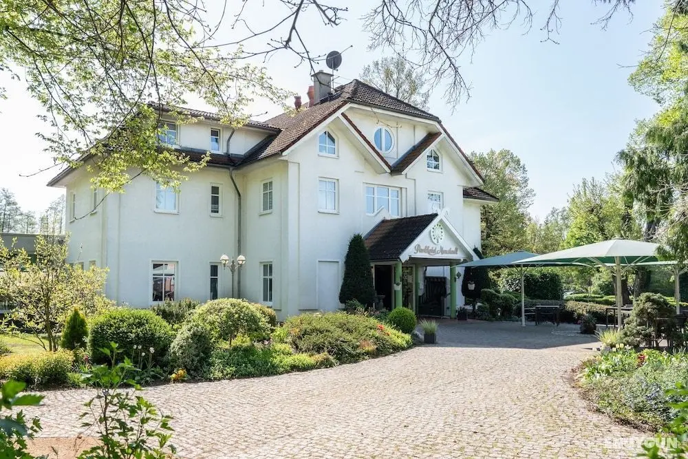 Parkhotel Neustadt - Dış Mekan