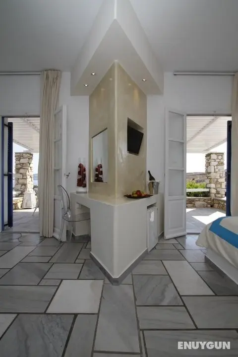 Paros Agnanti - Oda