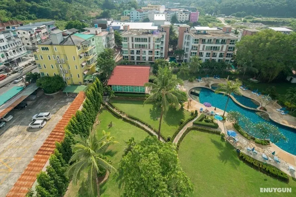 Patong Beach Gardens - Pool, Fast Wifi, Smart TVs - Dış Mekan