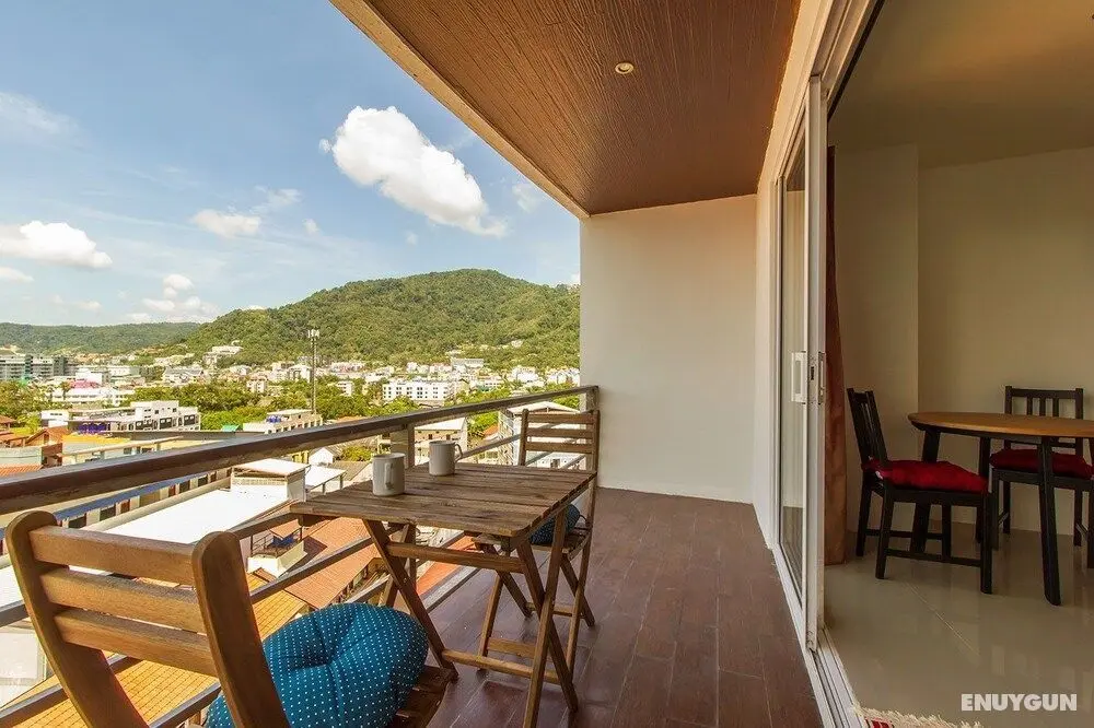 Patong Sea View Apartments - Oda Düzeni