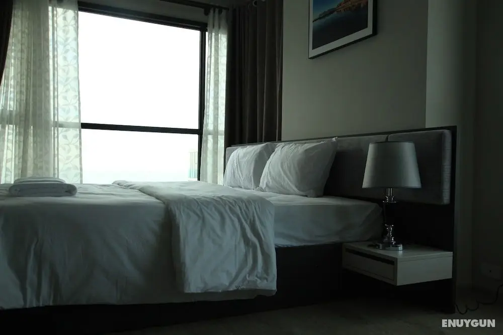 Pattaya Central Sea View Pool Suite - Lobi