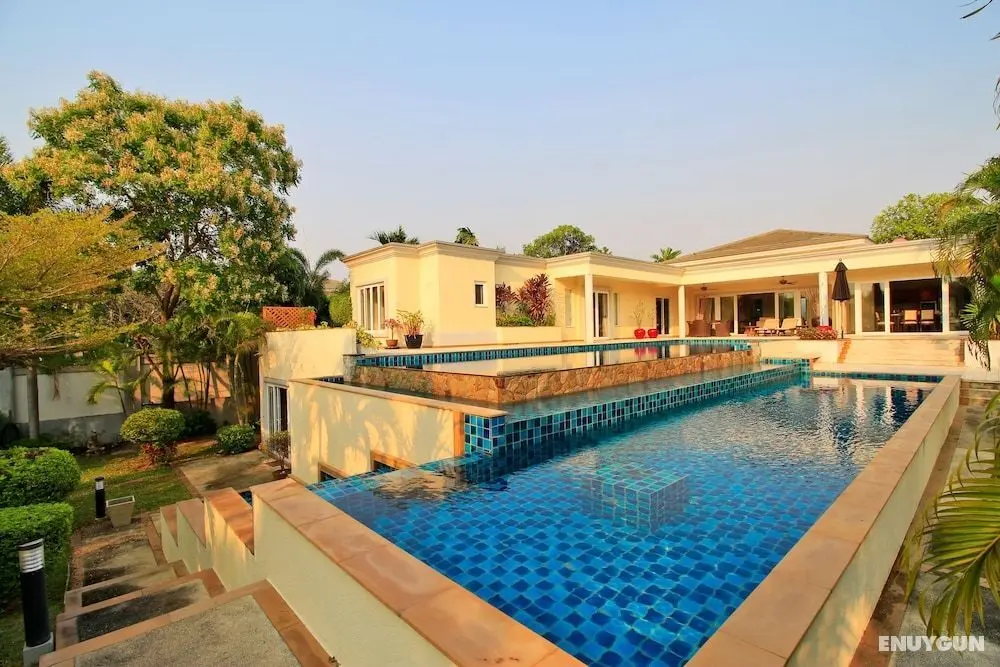Pattaya Sunset Villa 4 Bedroom Sleeps 8 - Öne Çıkan Resim