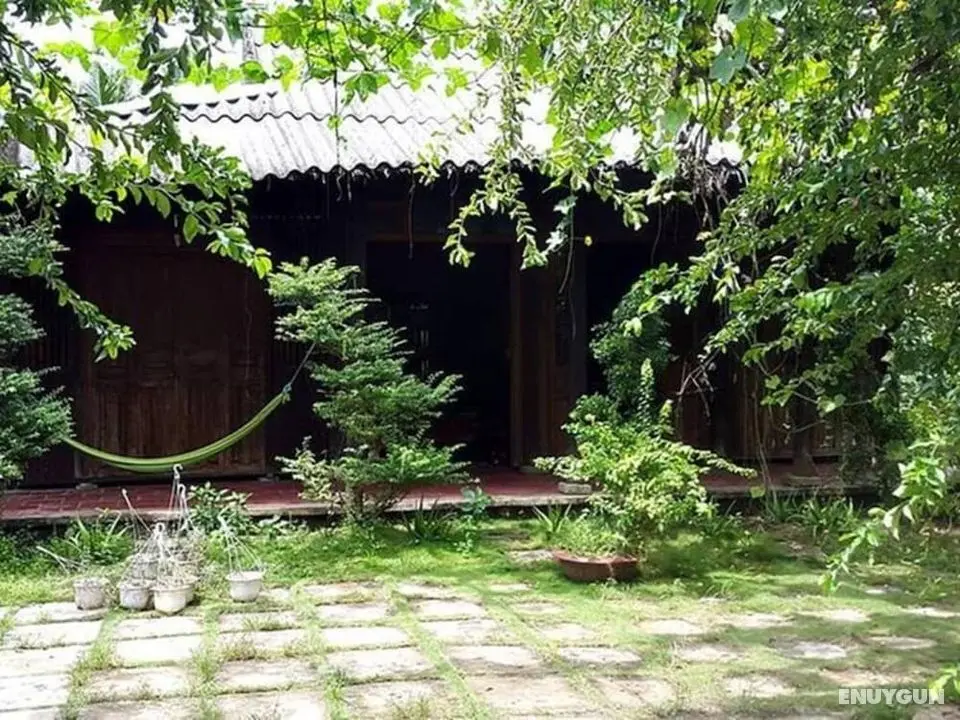 Peaceful Homestay in the Middle of Fruit Garden - Rooms With Private Toilets - Mülk Olanakları