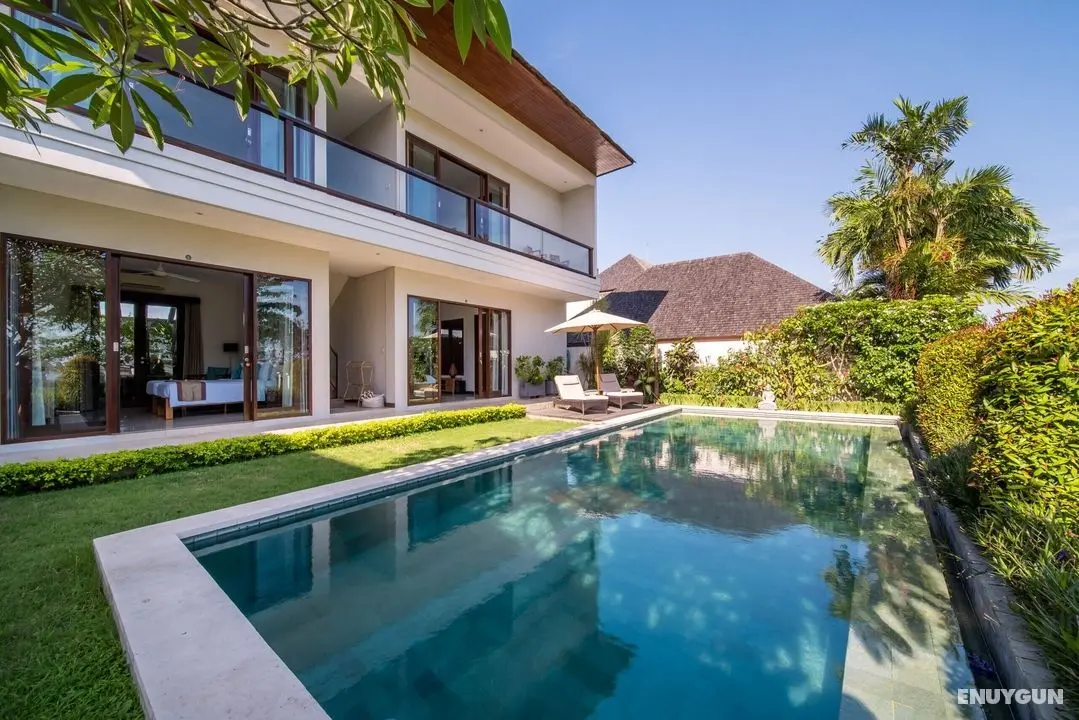 Peaceful Private Villa, 3 BR, Canggu With Staff - Öne Çıkan Resim