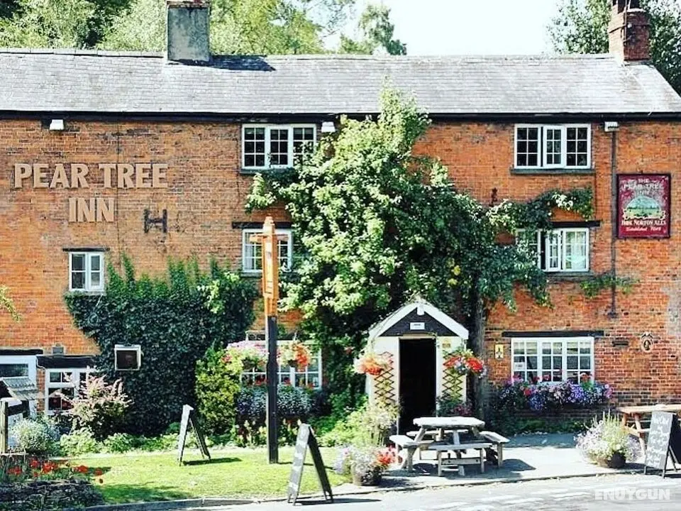 The Pear Tree Inn - Dış Mekan