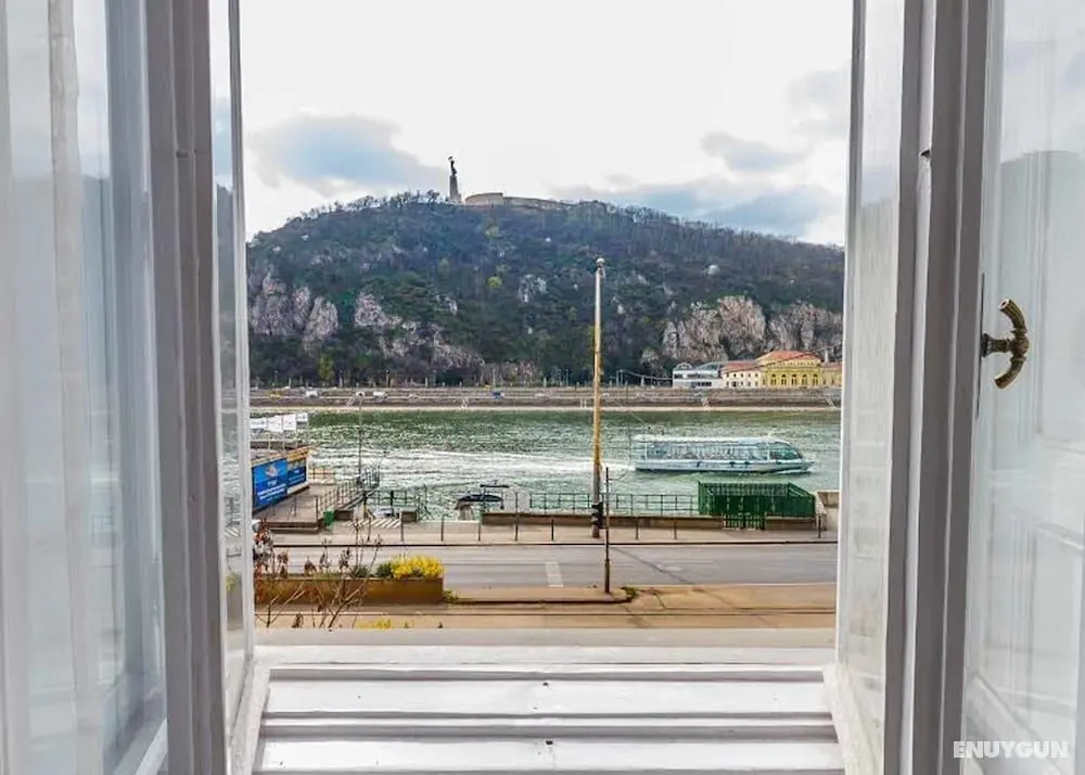 Pelicanstay at Riverside Danube - Oda Manzaraları