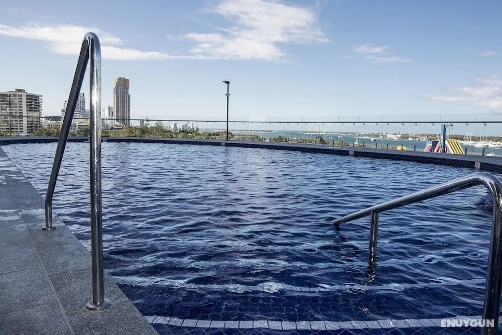 Pelicanstay in Southport Gold Coast - Öne Çıkan Resim