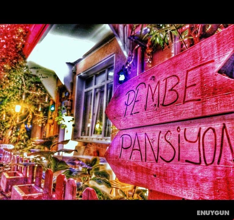 Pembe Pansiyon