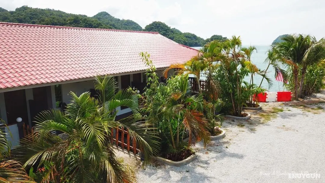 PENARAK BAMBOO BEACH MOTEL - Dış Mekan