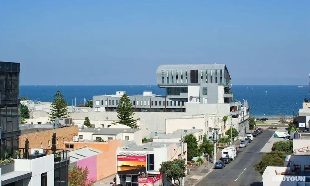 Penthouse With Bay Views - Oda Manzaraları