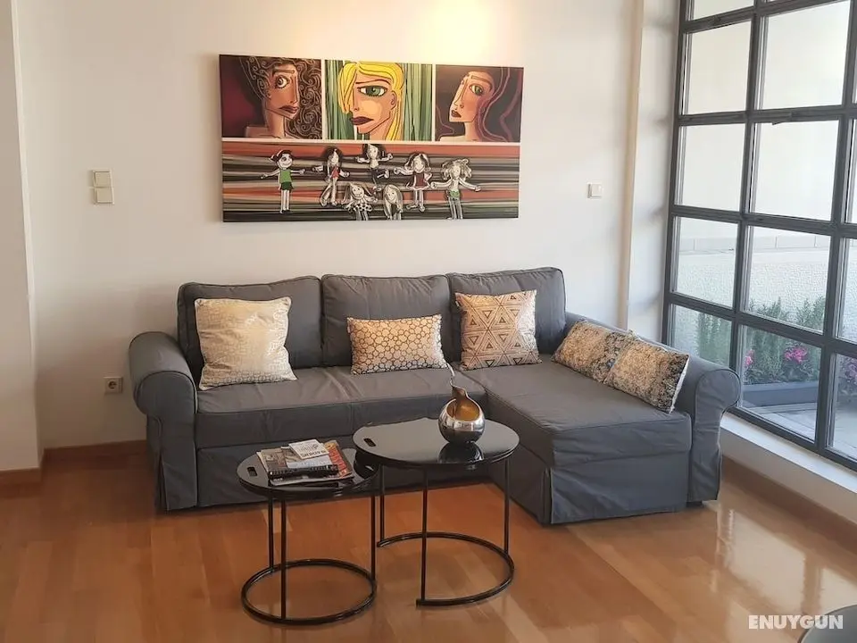 Penthouse of light at Koukaki - Öne Çıkan Resim