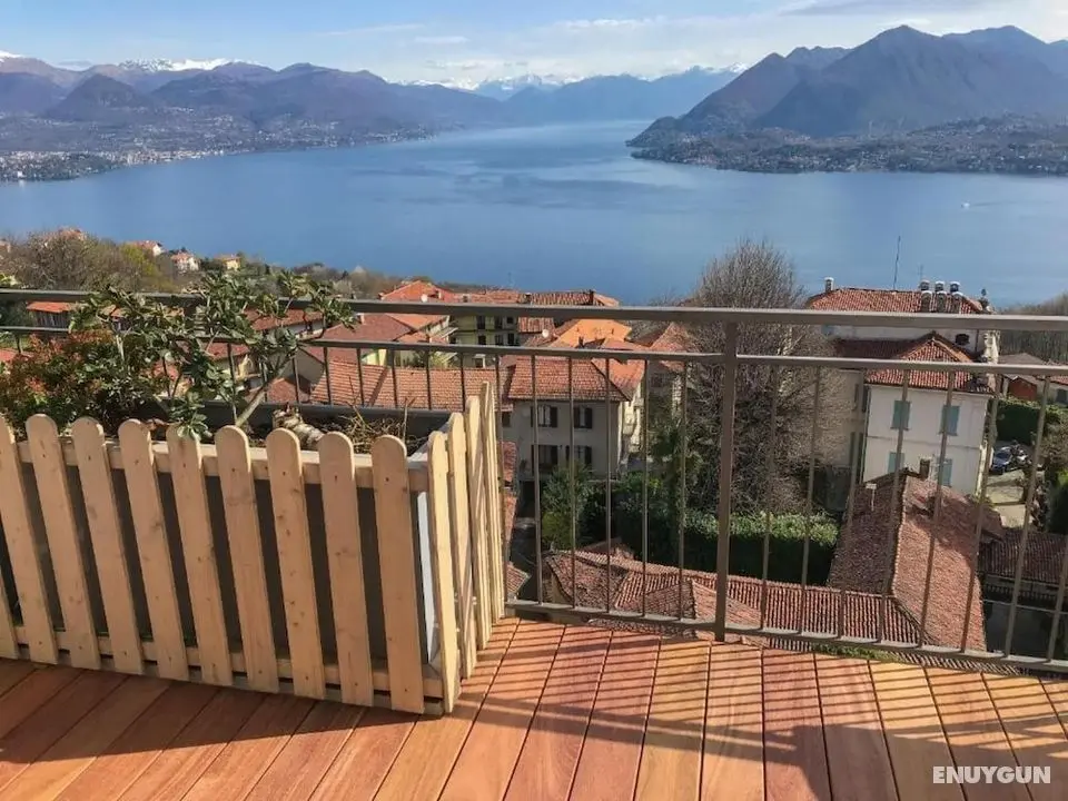 Penthouse San Rocco Luxury Apartment With Wonderful Lake View Over Stresa - Oda