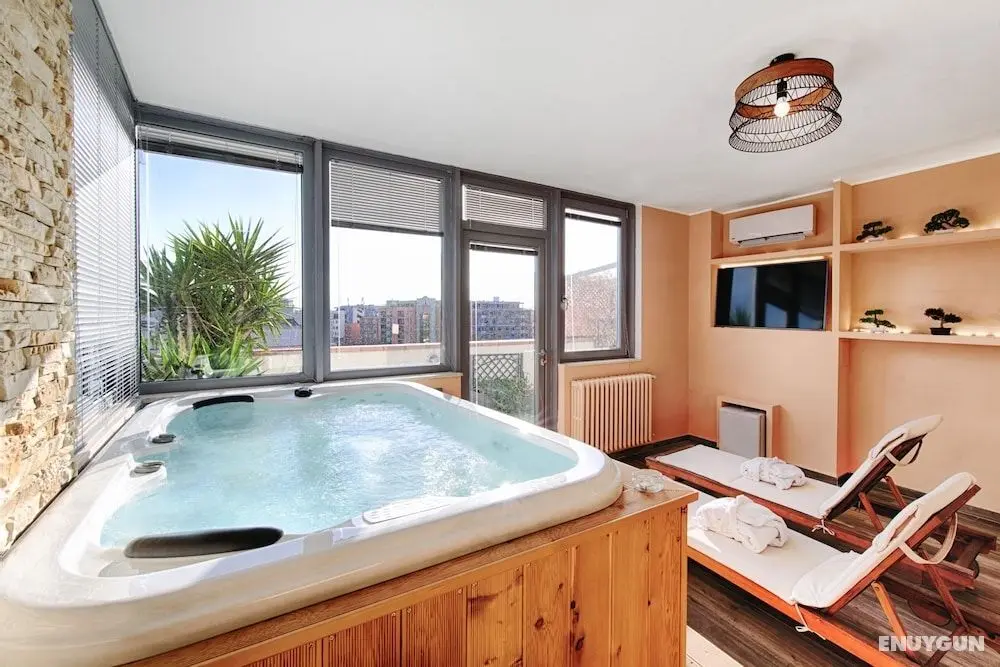 Penthouse Station Luxury Suites & Apts - Öne Çıkan Resim