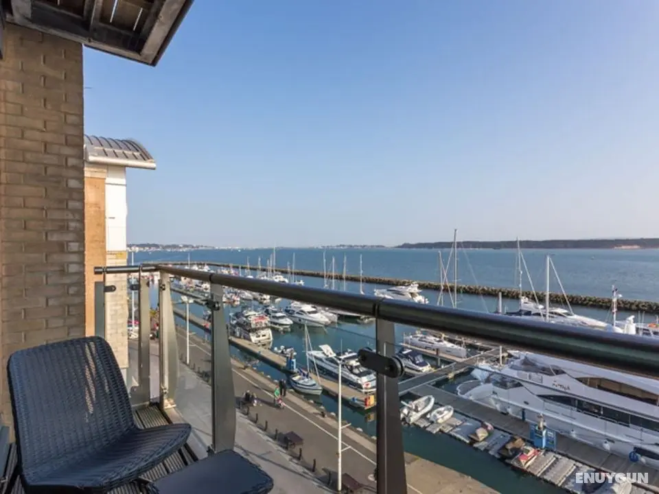 Perfect Harbour Views - Öne Çıkan Resim