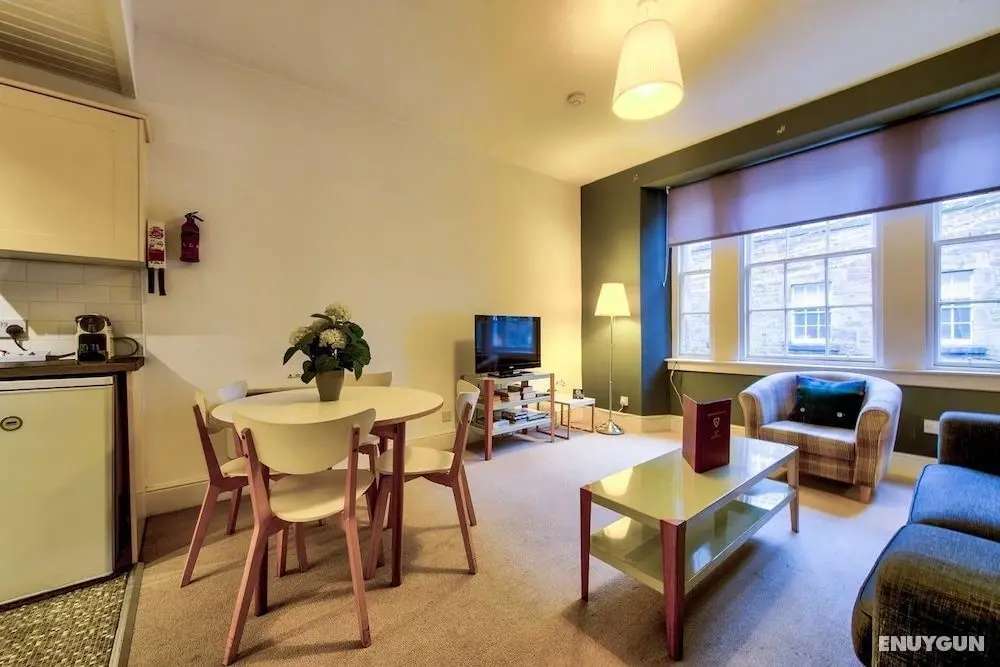 Perfect Location! Charming Rose St Apt for Couples - Öne Çıkan Resim
