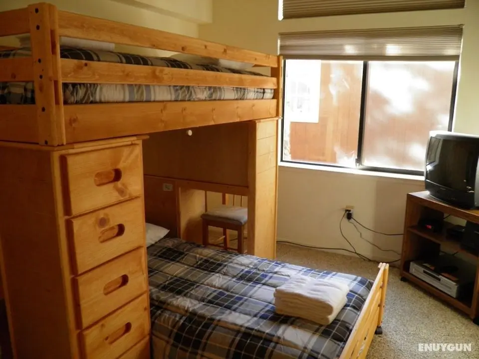Pet Friendly, Covered Hot Tub, Walk To The Beach - Oda
