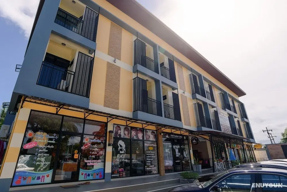 Petch Ranong at Town - Dış Mekan
