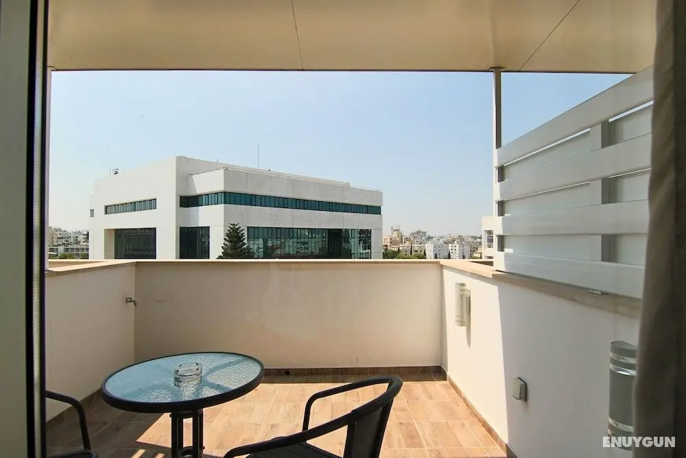 Phaedrus Living Luxury Suite Nicosia 506 - Oda Düzeni