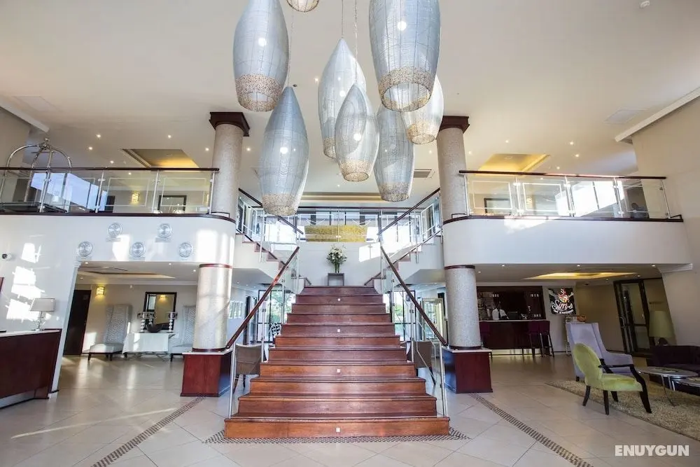 Phakalane Golf Estate Hotel Resort - Lobi
