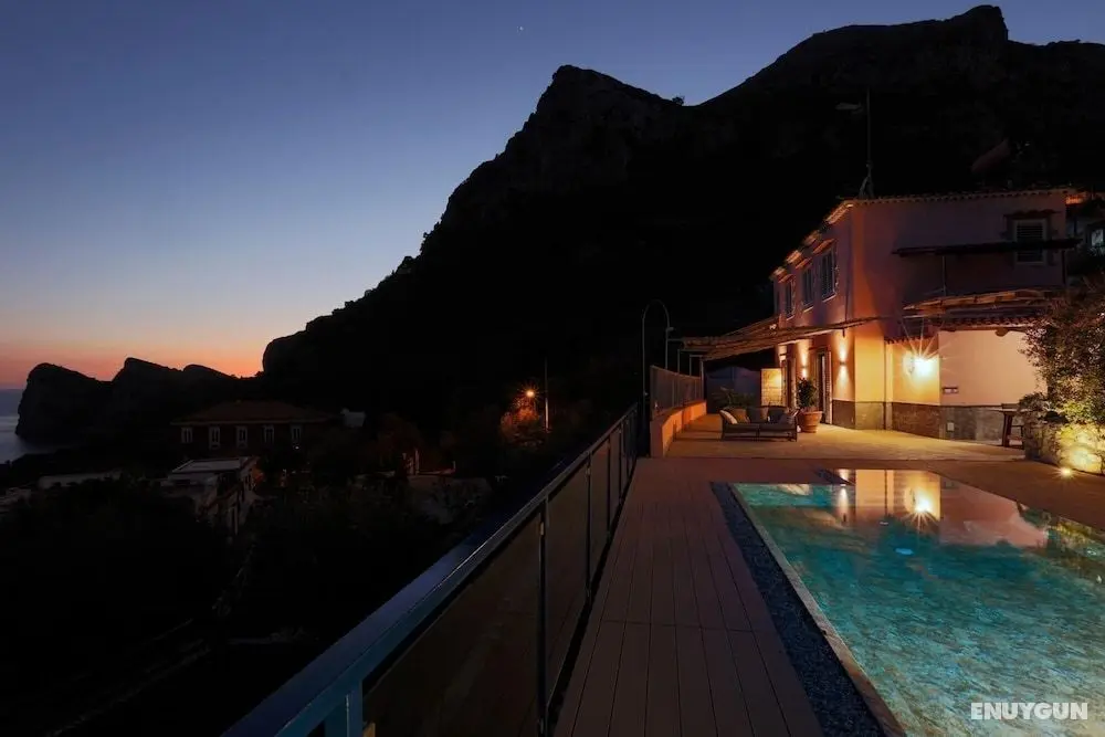 Villa The Phoenix With Private Swimming Pool Sea View Terrace and Parking - Oda