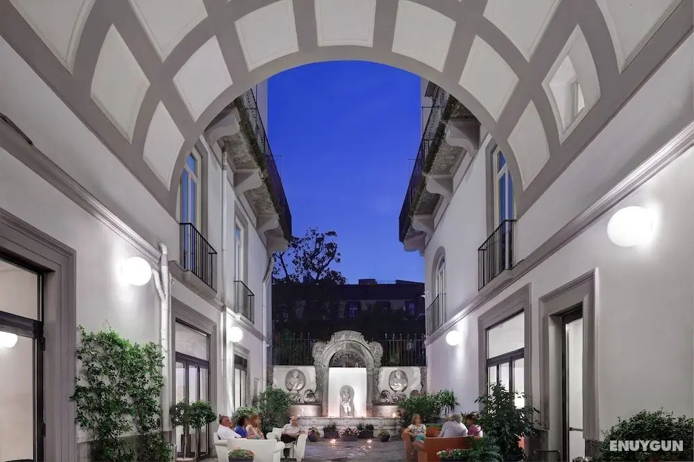 Hotel Piazza Bellini & Apartments - Öne Çıkan Resim