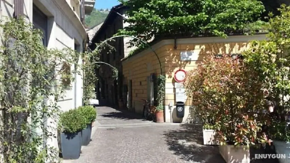 Piazza Mazzini Apartment - Dış Mekan