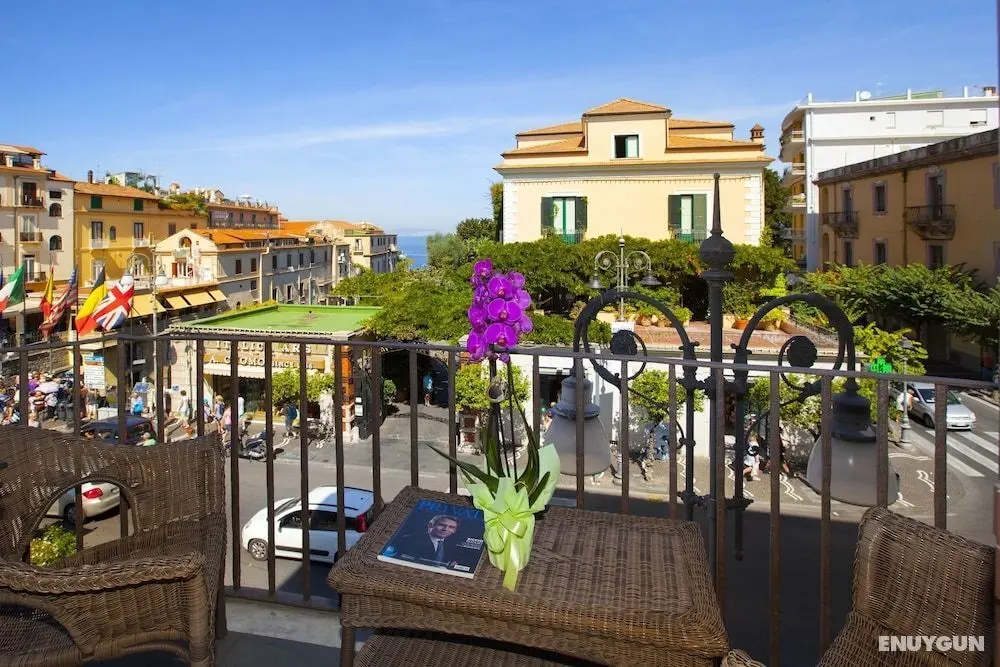 Piazza Tasso B&B Relais - Oda Manzaraları