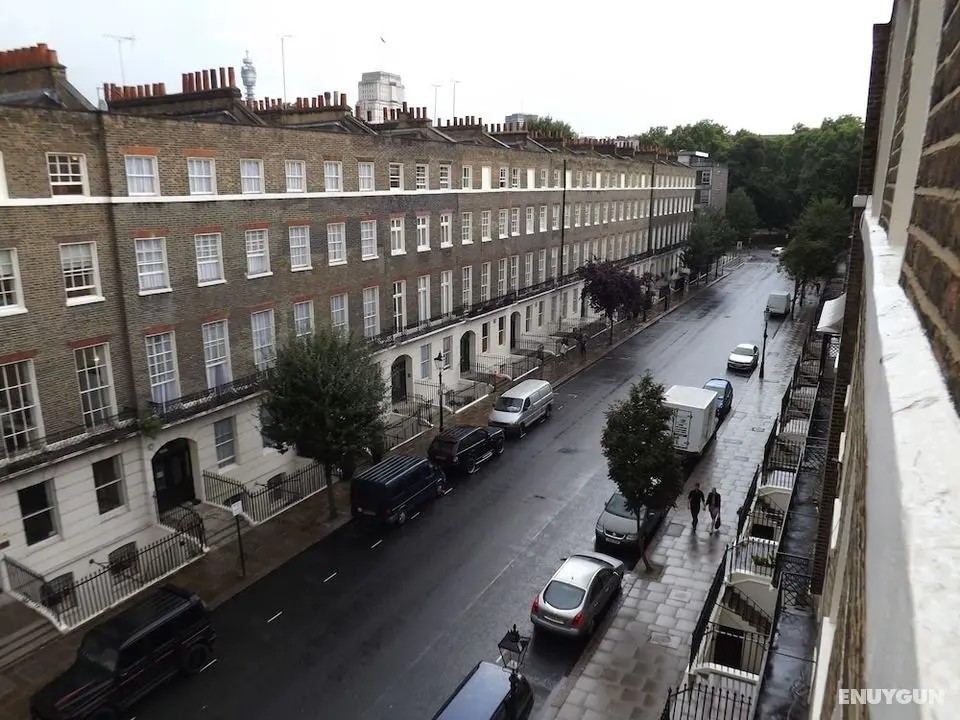 Pickwick Hall - Dış Mekan