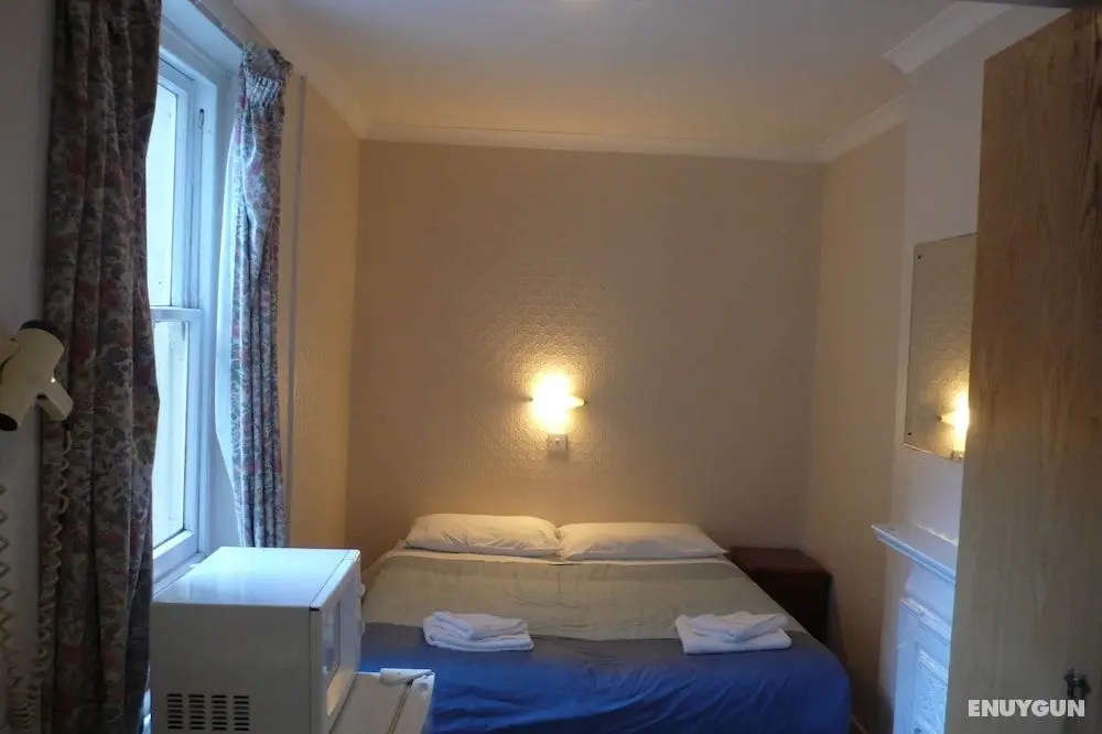 Pickwick Hall - Öne Çıkan Resim