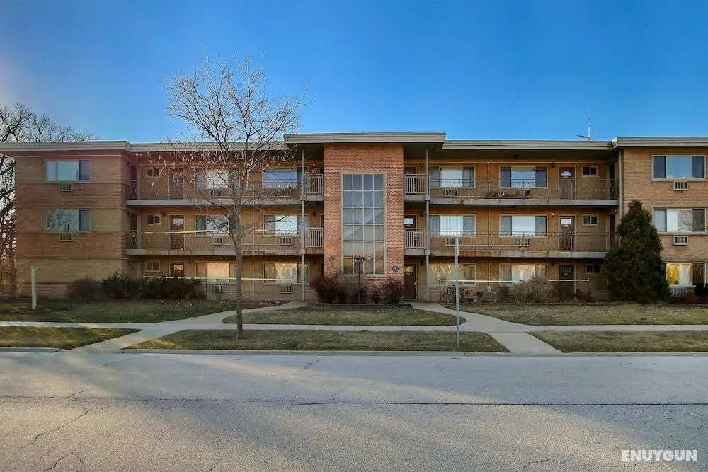 Picturesque 1BR Apt in Arlington Heights - Öne Çıkan Resim