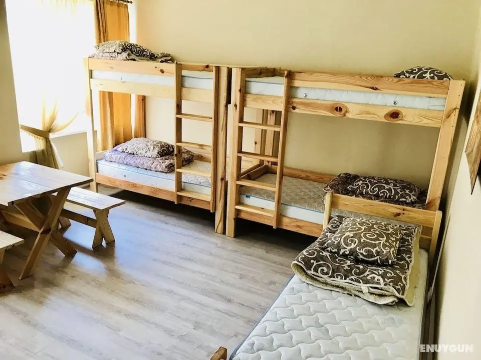 Pid Vysokym Zamkom Hostel - Öne Çıkan Resim
