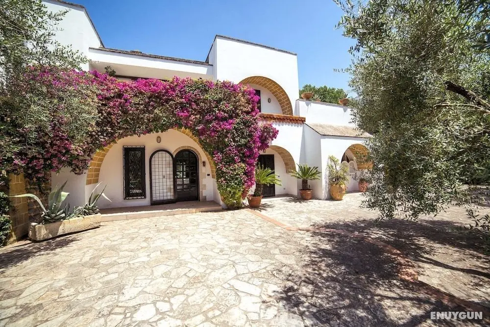 Villa Pignatelli - Öne Çıkan Resim
