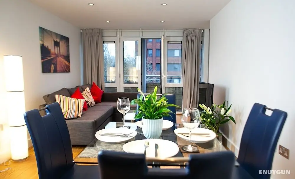 The Pinnacle by Jim Paul Apartments - Öne Çıkan Resim