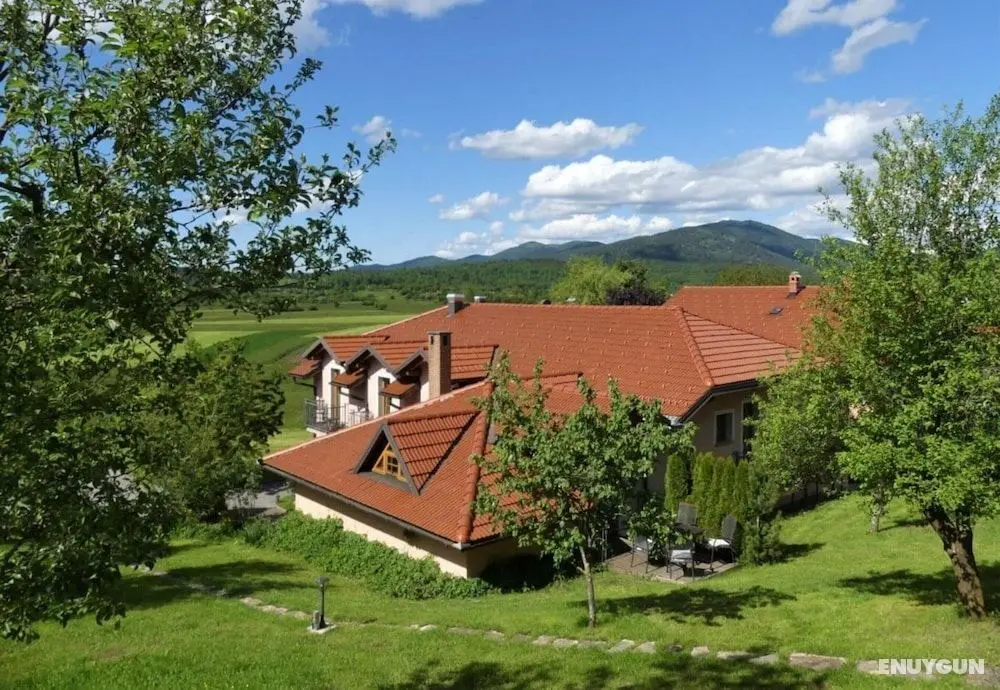 Pivka Lovely Duplex With Sauna - Dış Mekan