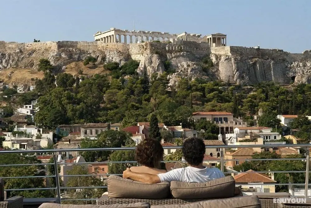 Plaka Hotel - Konum Öne Çıkanlar
