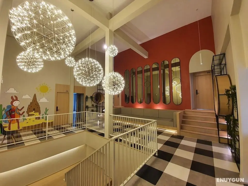 Platinum Hotel - Öne Çıkan Resim