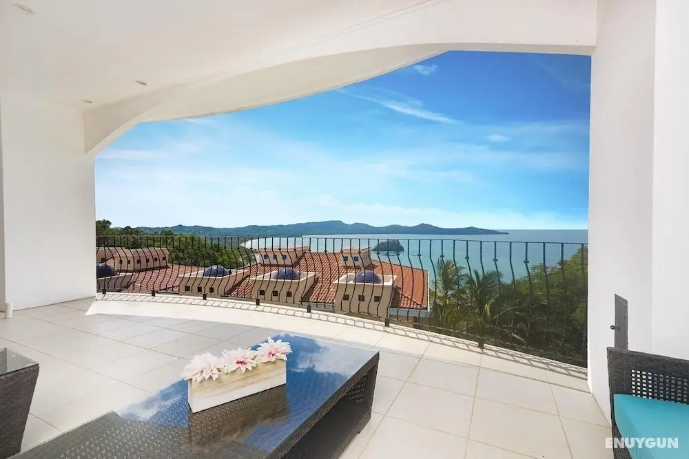 Playa Flamingo Cozy Modern 3 BR Oceanview Condo - Flamingo Towers 17 - Oda
