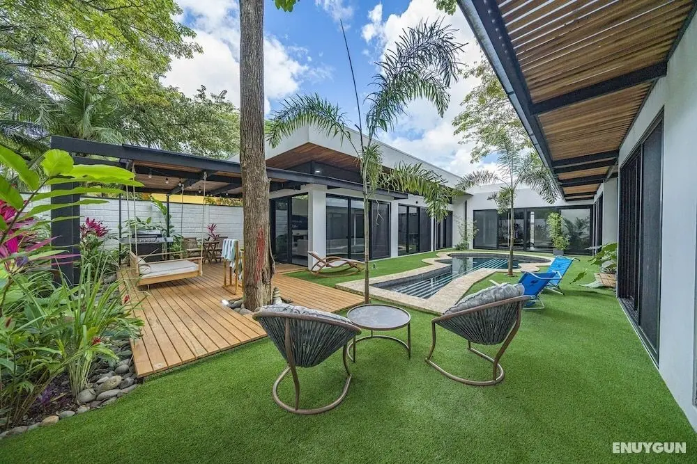 Playa Potrero NEW Modern House w Great Features - Casa Guitarra - Oda