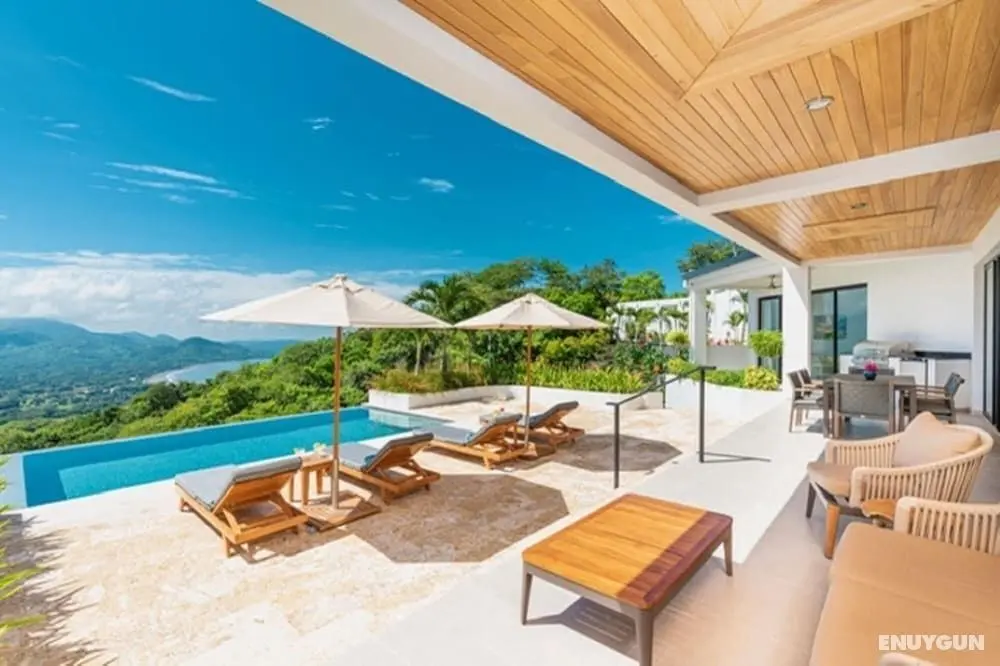 Playa Potrero Spectacular 4 BR Villa in Paradise - Villa Vista Paraiso - Oda