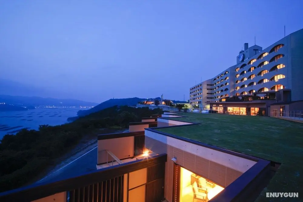 Plaza Awajishima - Konum Öne Çıkanlar