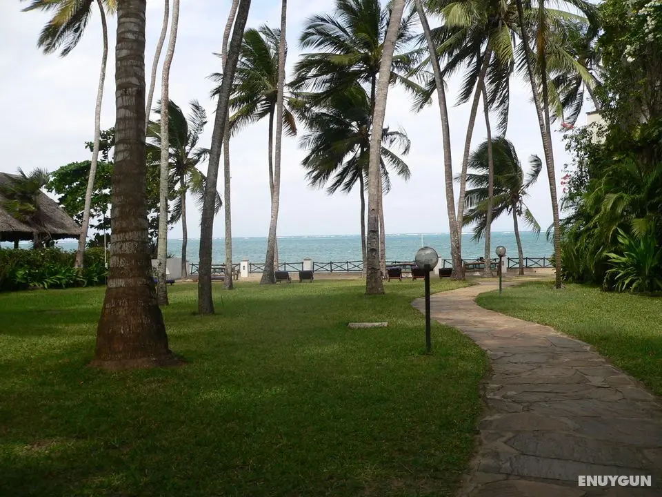 Plaza Beach Hotel - Plaj