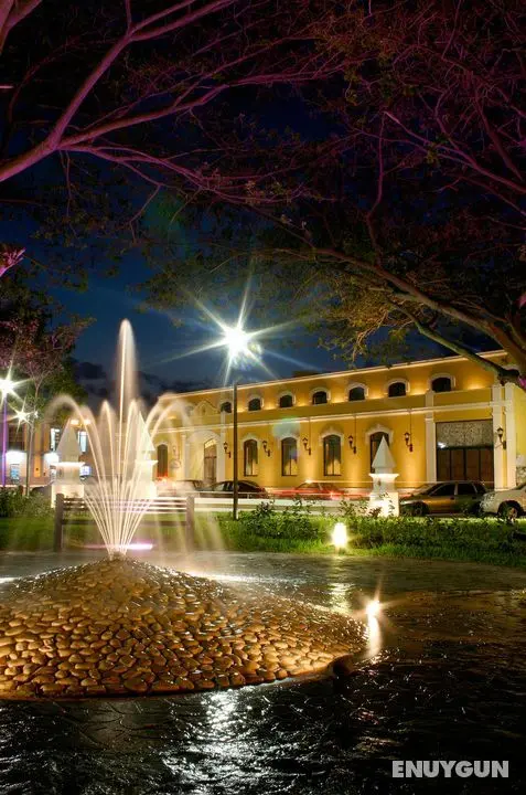 Plaza Campeche - Genel