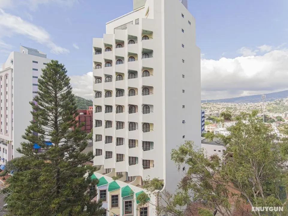 Hotel Plaza Del Libertador - Öne Çıkan Resim