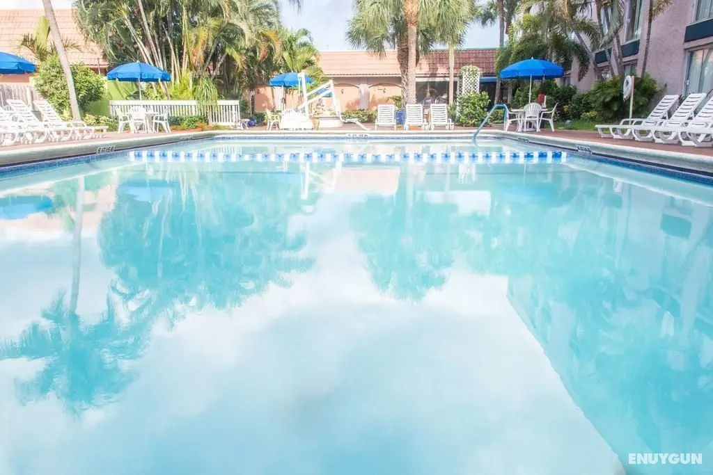 Plaza Hotel Fort Lauderdale - Genel